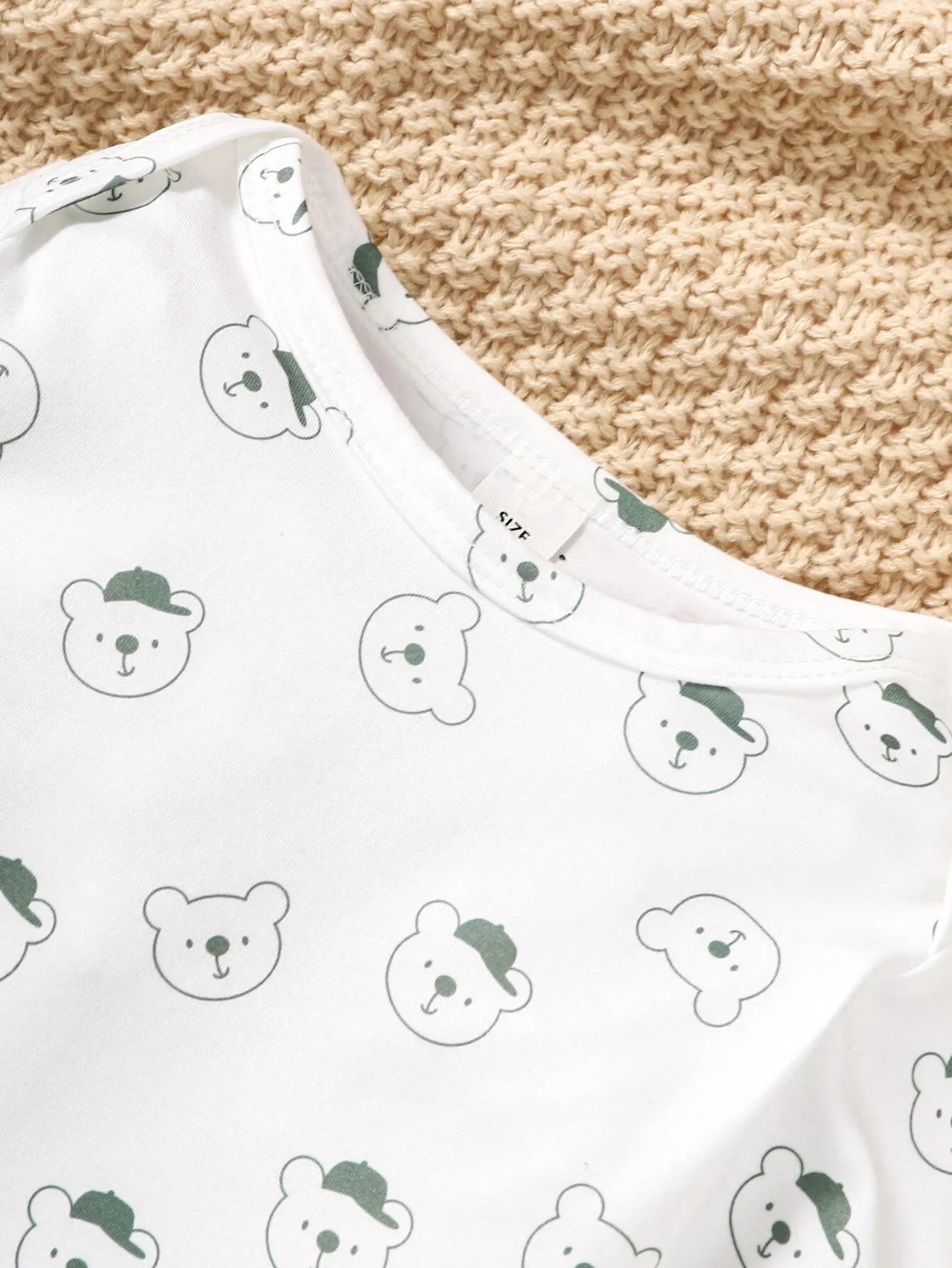 Baby Cute Little Bear Printed Clothing Set