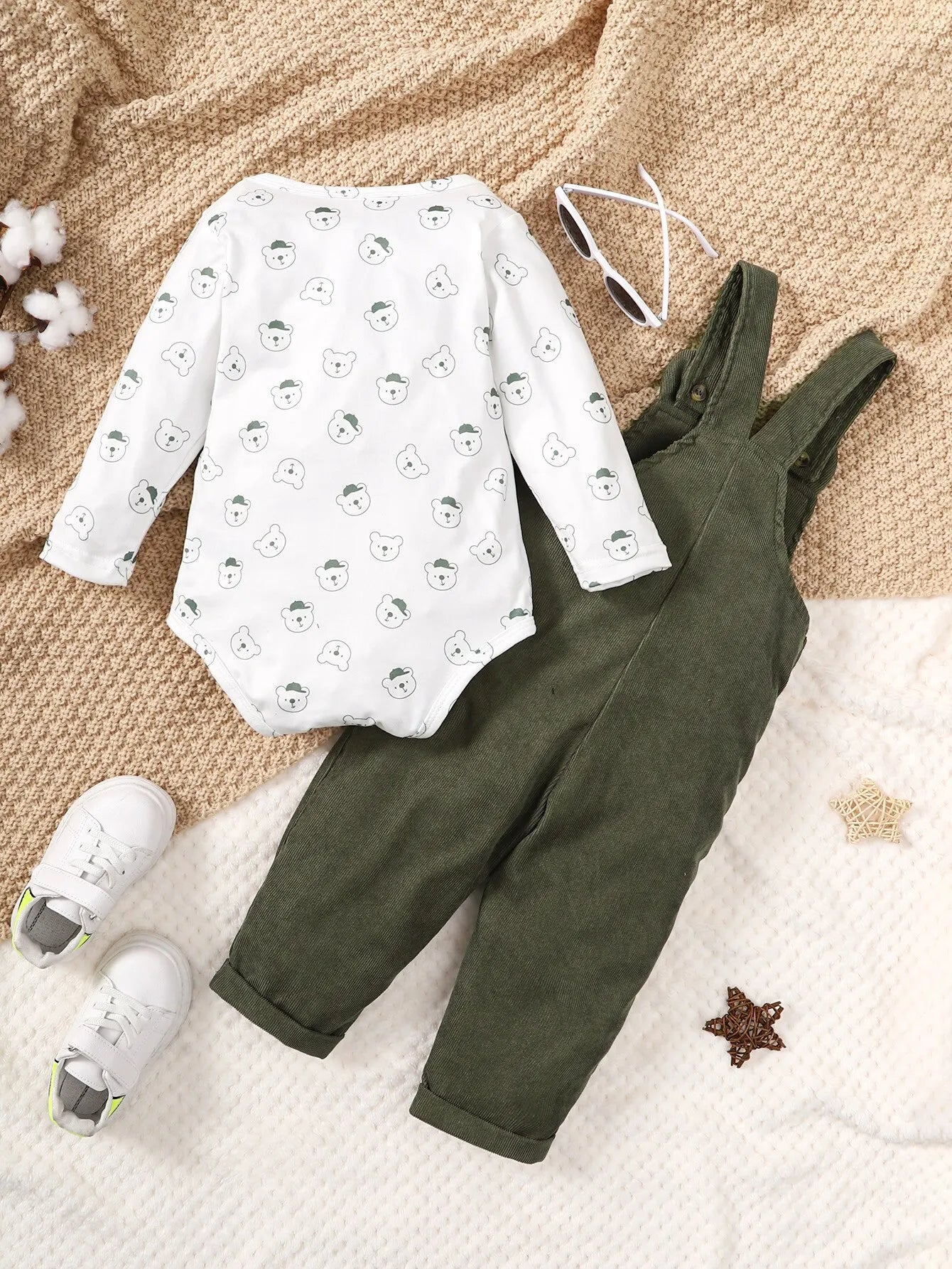 Baby Cute Little Bear Printed Clothing Set
